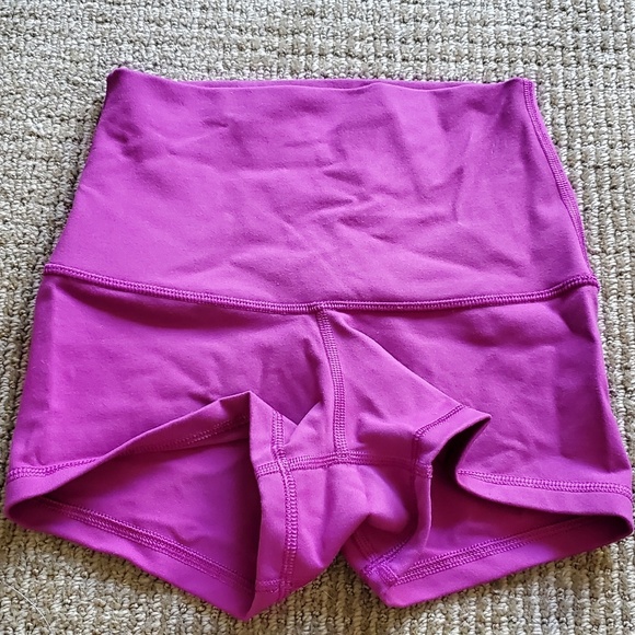 Lululemon Boogie Roll Down Shorts in Regal Plum - Picture 2 of 5